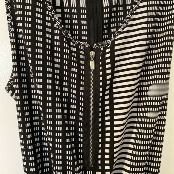 Zoé Black and White Jumpsuit - Picture 3 of 6